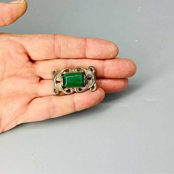 Vintage Art Nouveau Sterling Silver Pin Chrysoprase Stone - Picture 6 of 16